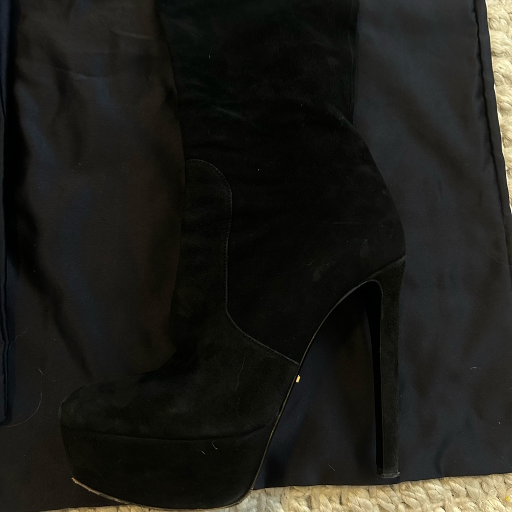 Prada knee high boots - Picture 4 of 5